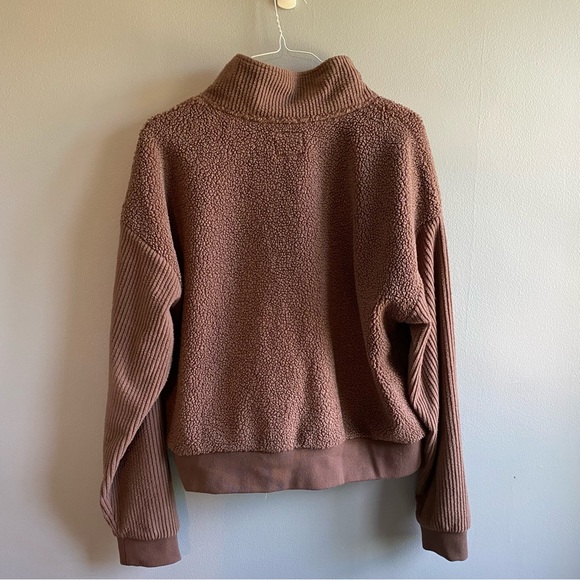 Thread & Supply Pullover Women’s Large - Picture 3 of 5